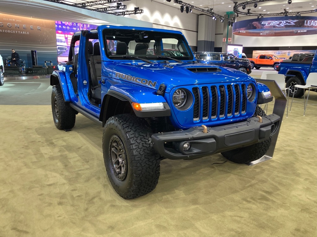 2021 Jeep Wrangler Unlimited 392 Rubicon blue open doors LA Auto Show