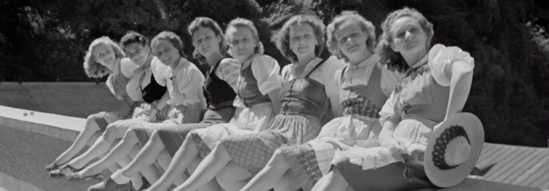 Women in Austria 1940s