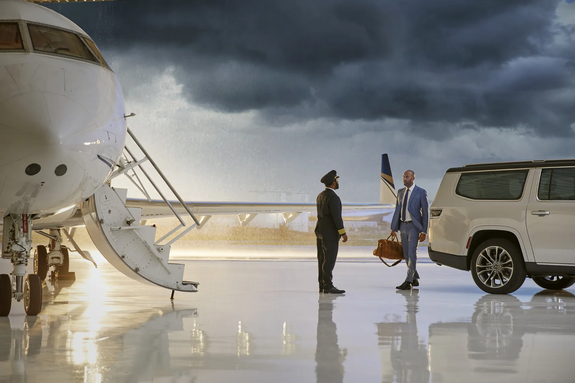 Derek and Hannah Jeter partner with Jeep Grand Wagoneer