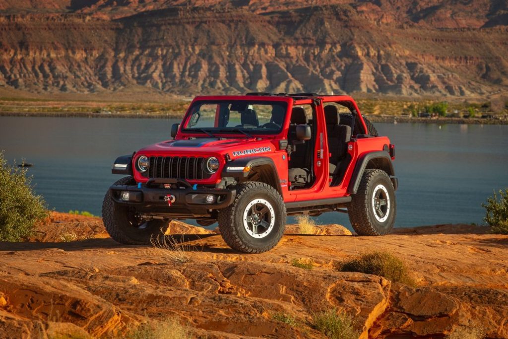 Jeep® is taking its legendary 4x4 capability to a higher level for current Wrangler (JL) and Gladiator (JT) vehicles with an upgraded Jeep Performance Parts (JPP) 2-inch lift kit from Mopar that includes specially tuned Bilstein 46-millimeter monotube shocks with remote reservoirs. 2024 Jeep® Wrangler Rubicon 4xe shown.
