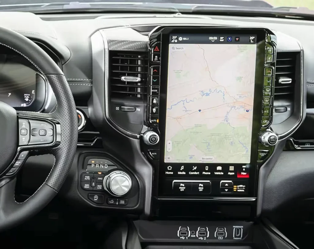 UConnect Infotainment System Awarded by AutoBlog