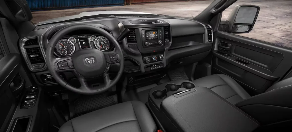 2024 RAM 1500 Truck Front Dash View and Technology