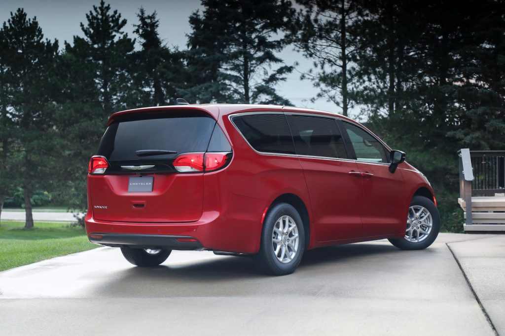 2025 Chrysler Voyager