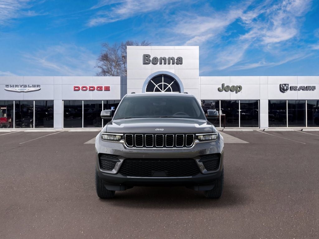 2026 Jeep Grand Cherokee Laredo
