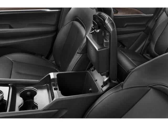 2026 Jeep Grand Cherokee Altitude