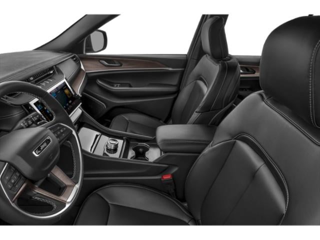 2026 Jeep Grand Cherokee Altitude