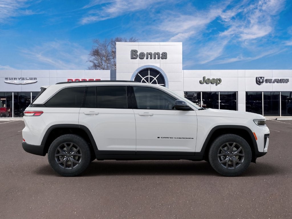 2027 Jeep Grand Cherokee Altitude