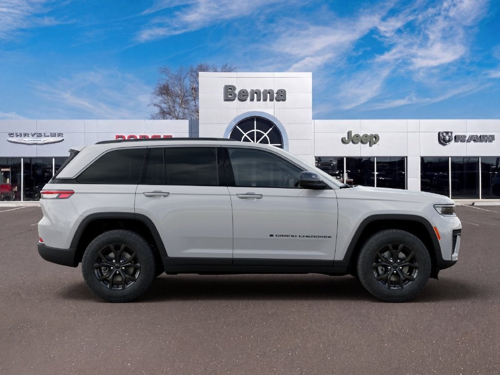 2026 Jeep Grand Cherokee Altitude