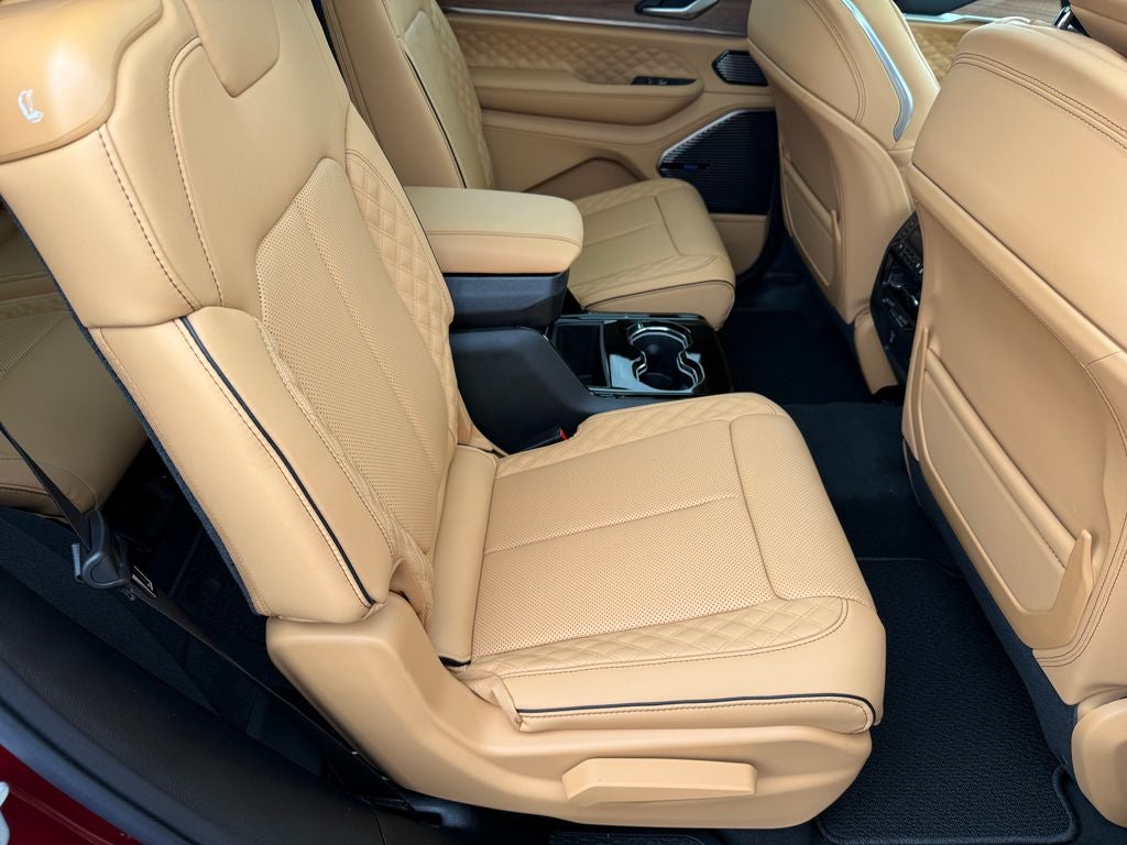 2026 Jeep Grand Cherokee L Summit