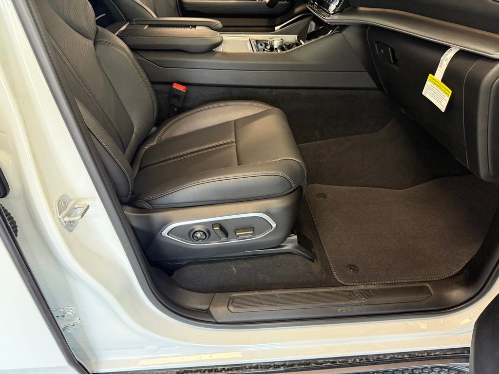 2026 Jeep Grand Wagoneer L Limited Altitude