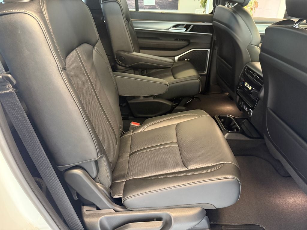 2026 Jeep Grand Wagoneer L Limited Altitude