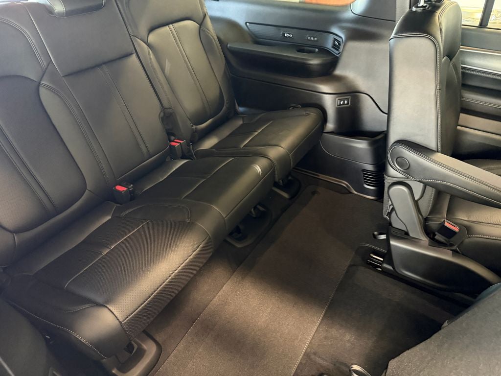 2026 Jeep Grand Wagoneer L Limited Altitude