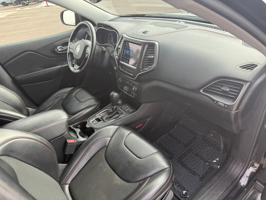 2020 Jeep Cherokee Trailhawk