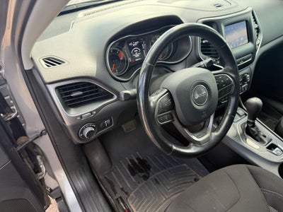 2020 Jeep Cherokee Latitude