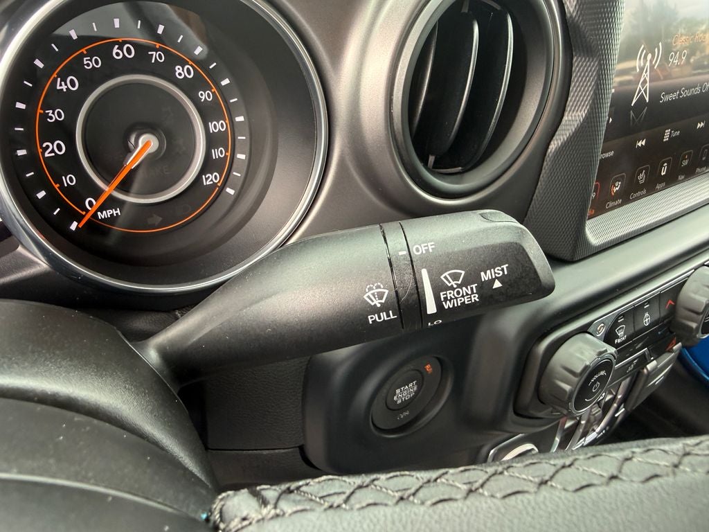 2023 Jeep Gladiator Willys