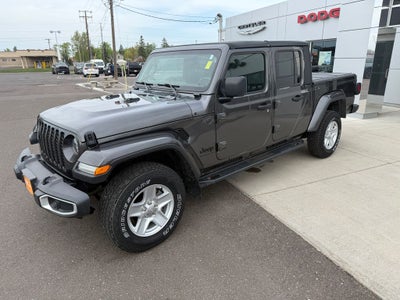 2022 Jeep Gladiator Sport