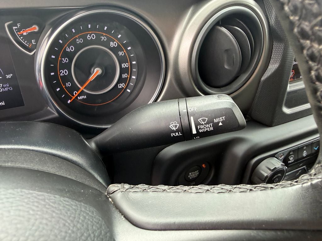 2022 Jeep Gladiator Sport