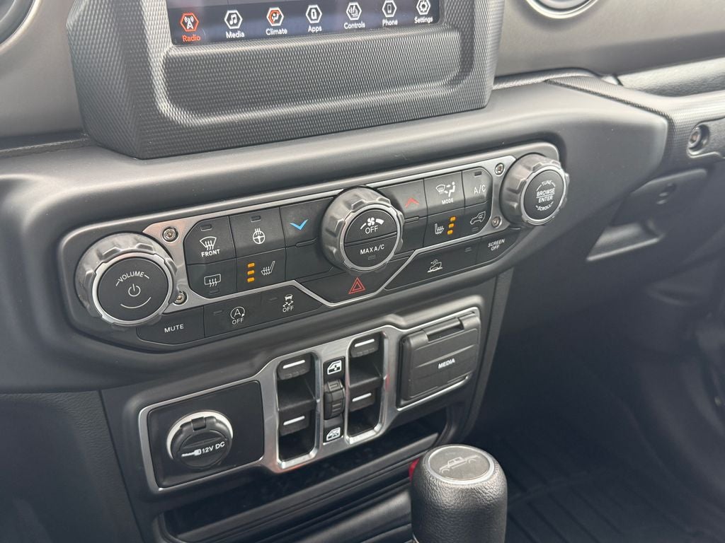 2022 Jeep Gladiator Sport