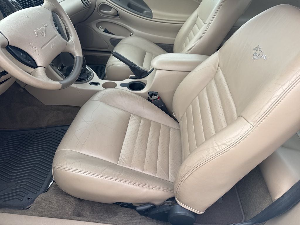 2002 Ford Mustang GT Premium