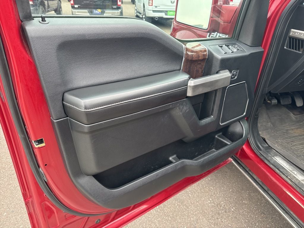 2015 Ford F-150 Platinum