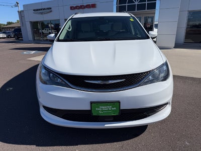 2021 Chrysler Voyager LXI