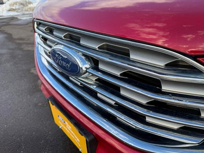 2024 Ford Edge Titanium