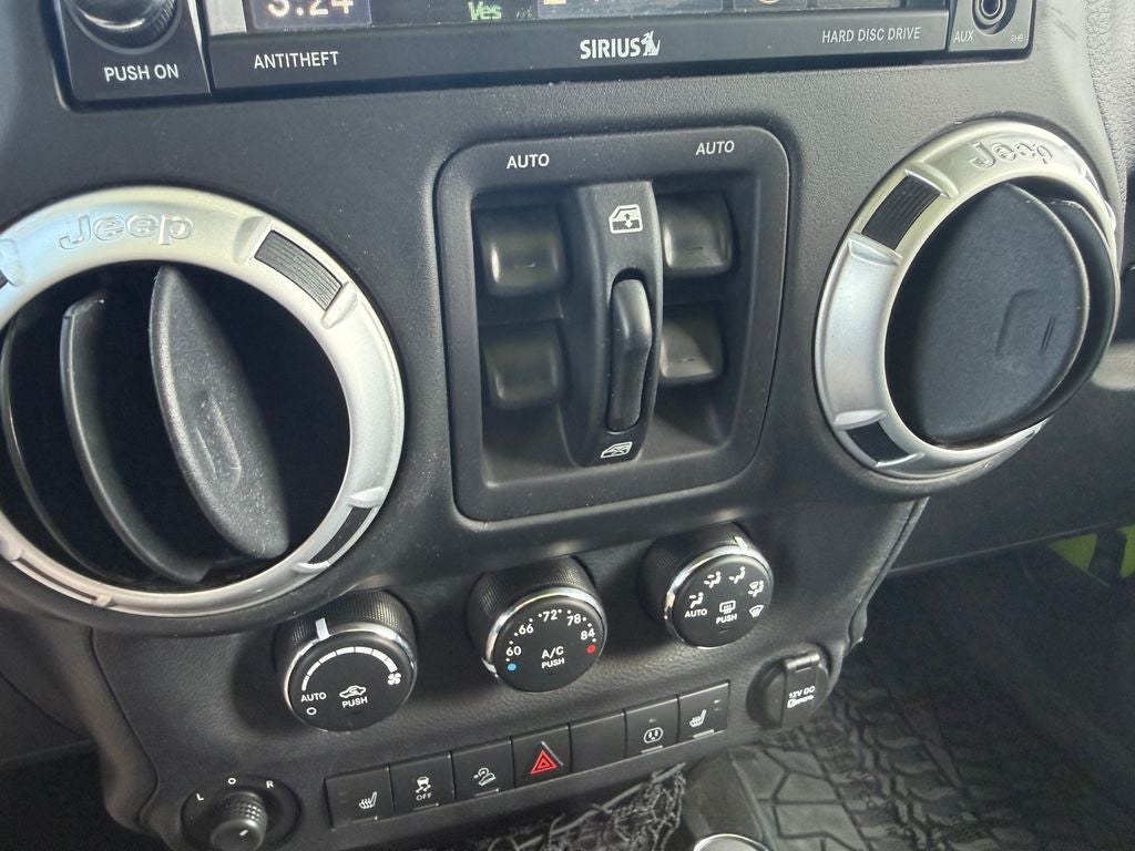 2013 Jeep Wrangler Unlimited Sahara