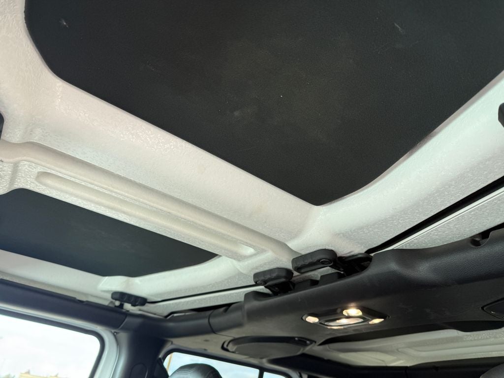 2023 Jeep Wrangler Altitude