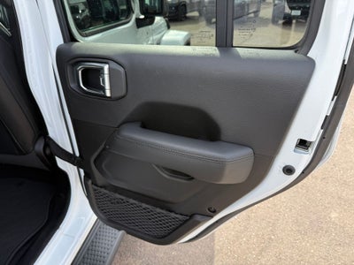 2023 Jeep Wrangler Altitude