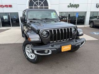 2022 Jeep Gladiator Sport