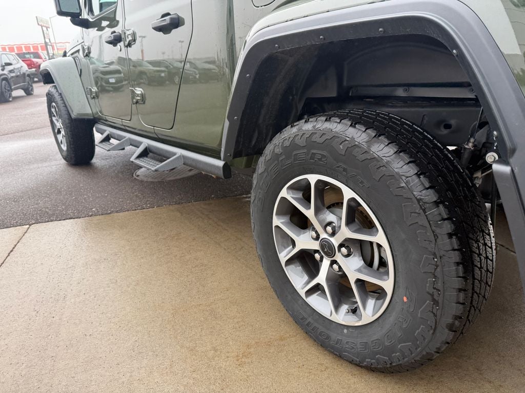 2024 Jeep Gladiator Sport