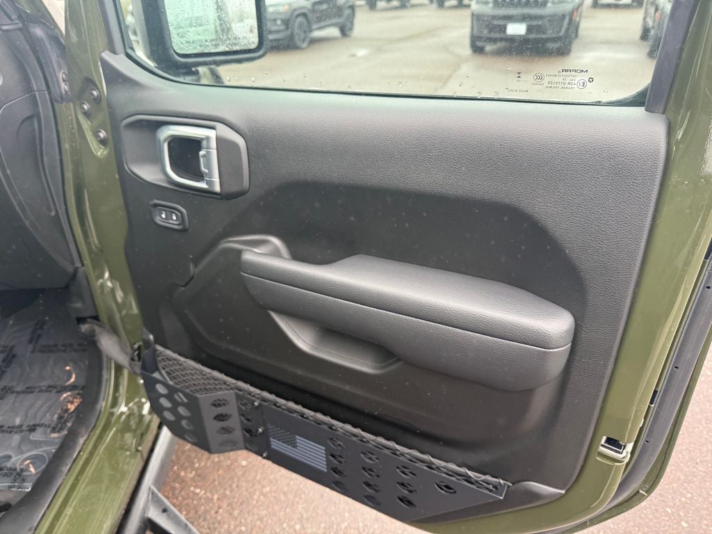 2024 Jeep Gladiator Sport