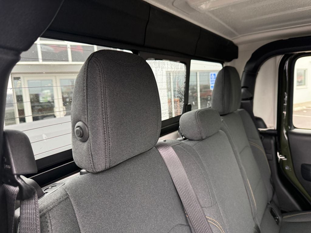 2024 Jeep Gladiator Sport