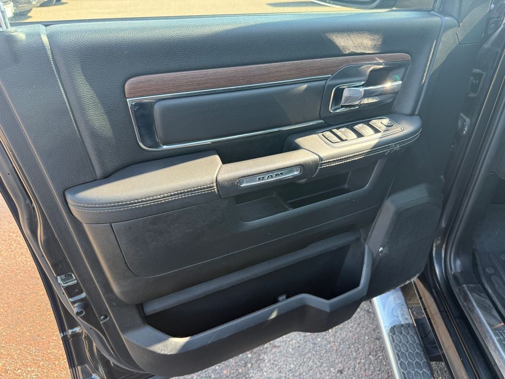 2016 RAM 1500 Laramie