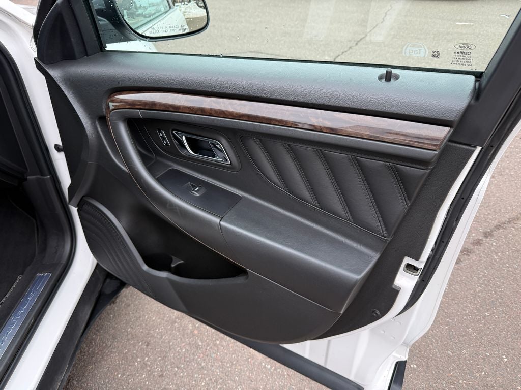 2019 Ford Taurus Limited