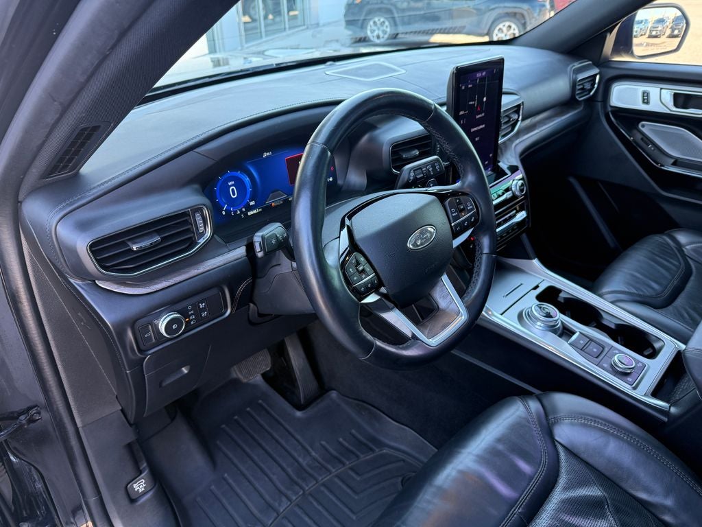 2021 Ford Explorer Platinum