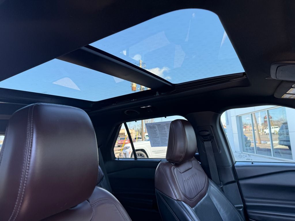 2021 Ford Explorer Platinum