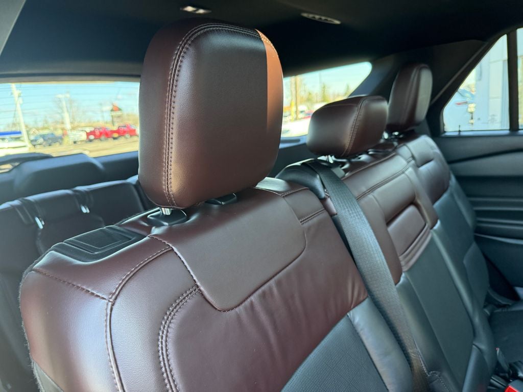 2021 Ford Explorer Platinum