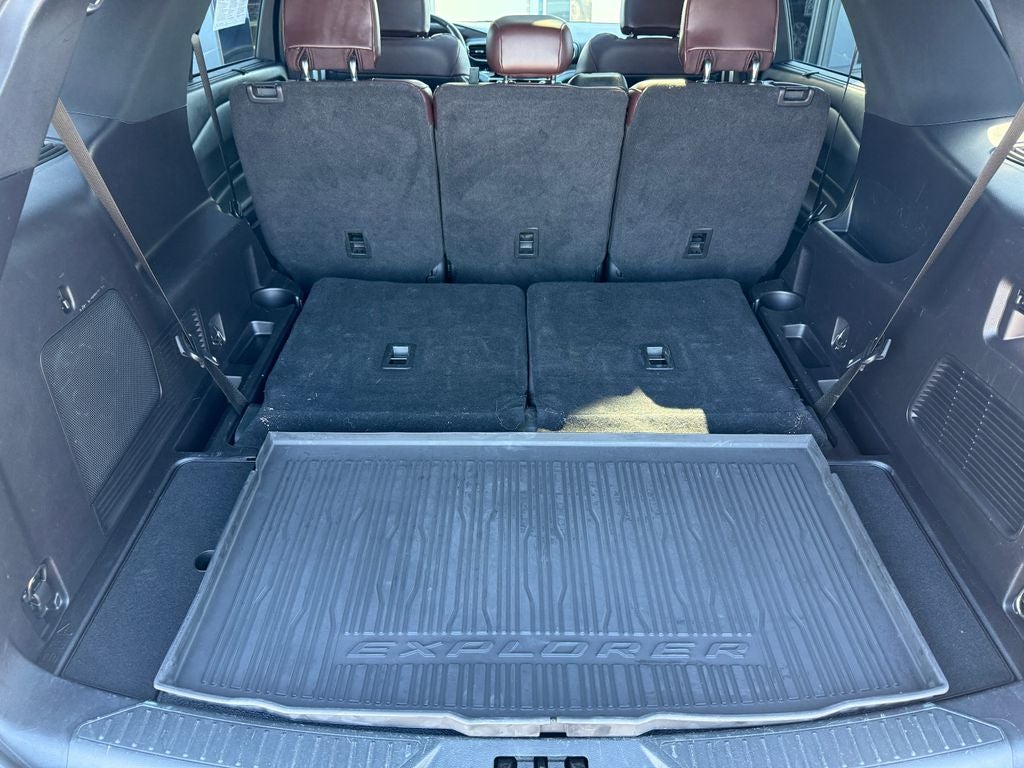 2021 Ford Explorer Platinum