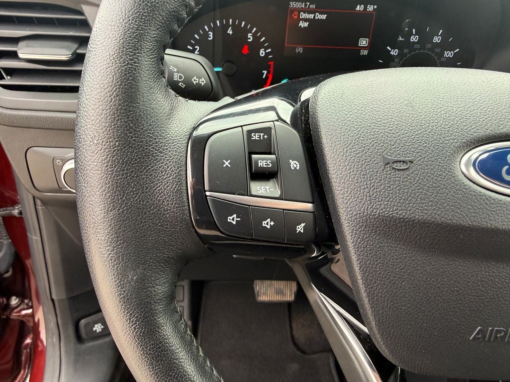 2021 Ford Escape SE
