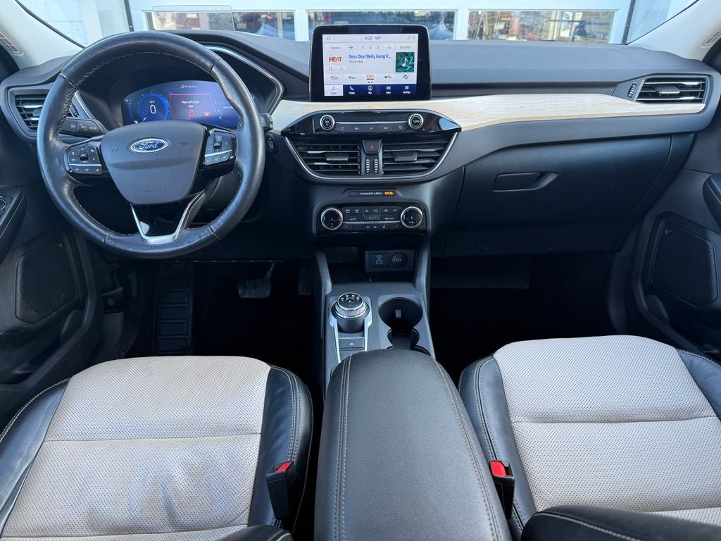 2022 Ford Escape Titanium