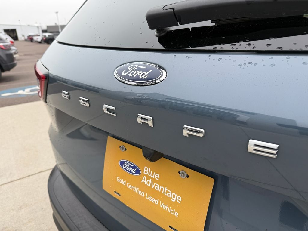 2025 Ford Escape Hybrid ST-Line Select