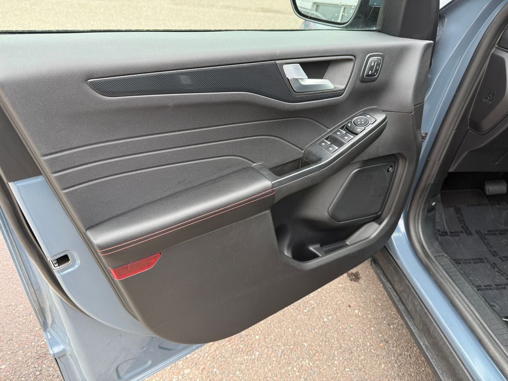 2025 Ford Escape Hybrid ST-Line Select