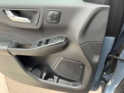 2025 Ford Escape Hybrid ST-Line Select