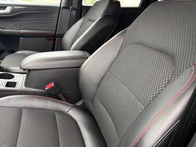 2025 Ford Escape Hybrid ST-Line Select