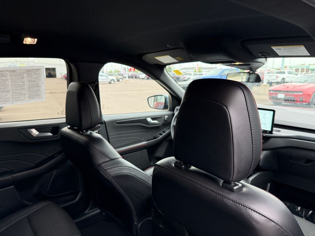 2025 Ford Escape Hybrid ST-Line Select