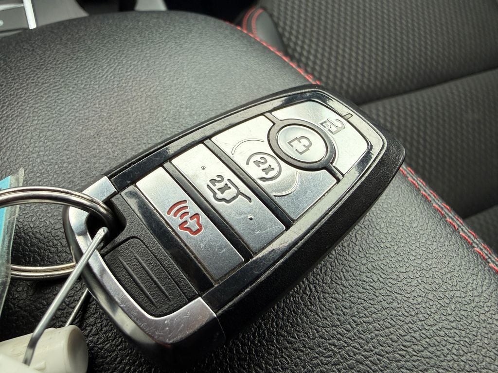 2025 Ford Escape Hybrid ST-Line Select