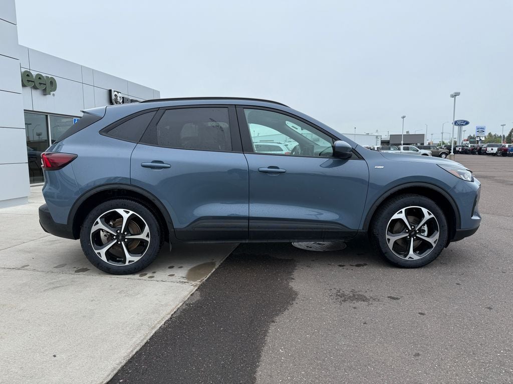 2025 Ford Escape Hybrid ST-Line Select