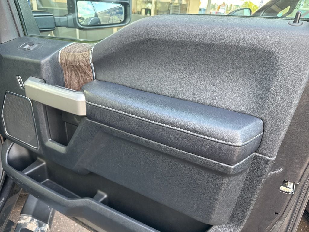 2017 Ford F-250SD Lariat