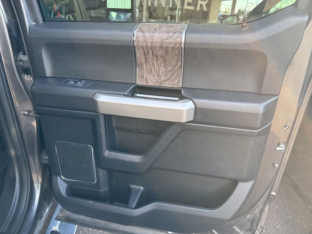 2017 Ford F-250SD Lariat